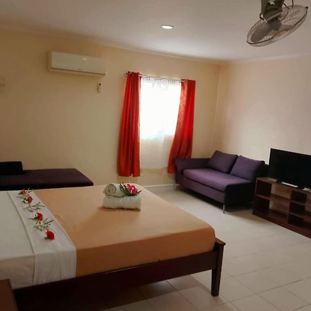 Villa Del Pueblo Inn بنغلاو المظهر الخارجي الصورة
