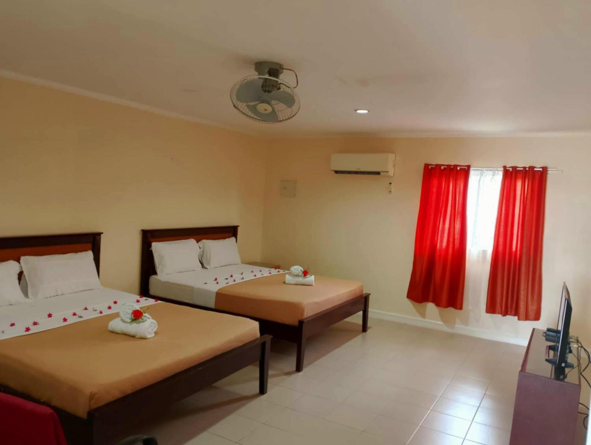 Villa Del Pueblo Inn بنغلاو المظهر الخارجي الصورة
